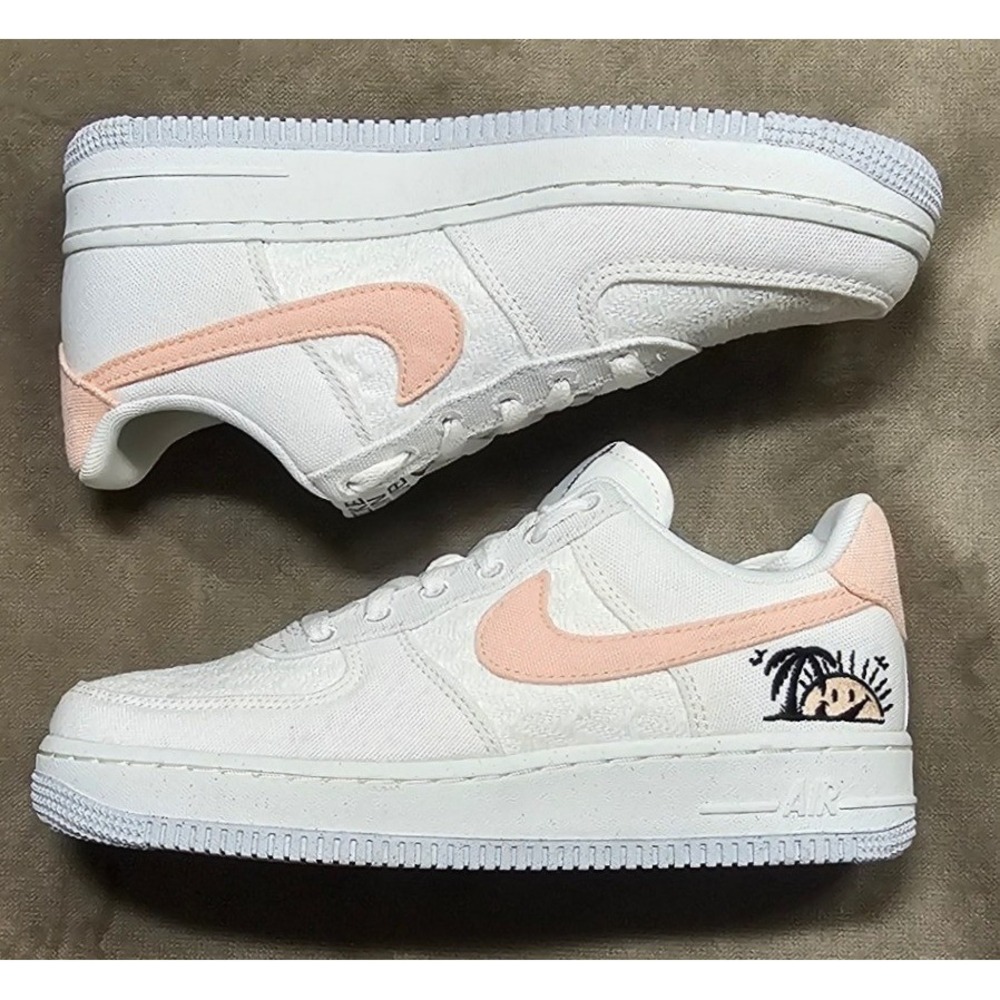 Nike Air Force 1 Sun Club White Arctic Orange DJ9944-100 Womens Size 6 Low Top